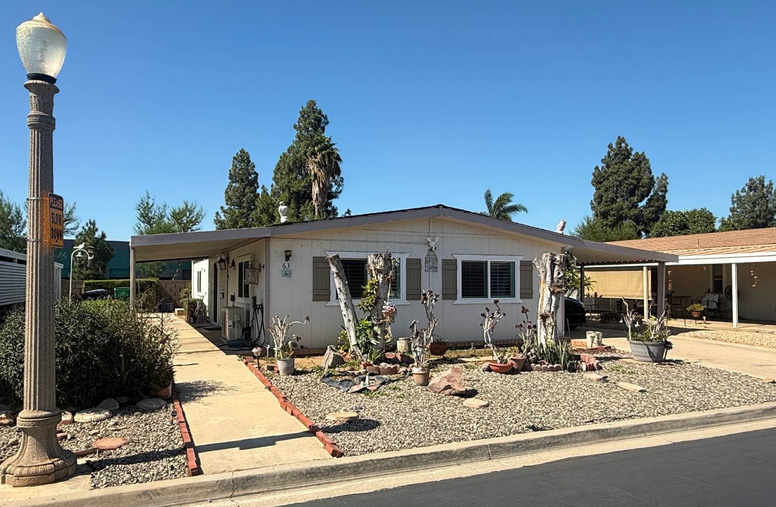 13381 Magnolia Ave Spc 63 in Corona